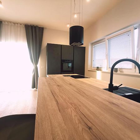 Villa Kora - Luxury Holiday Apartments 鲁巴达 外观 照片