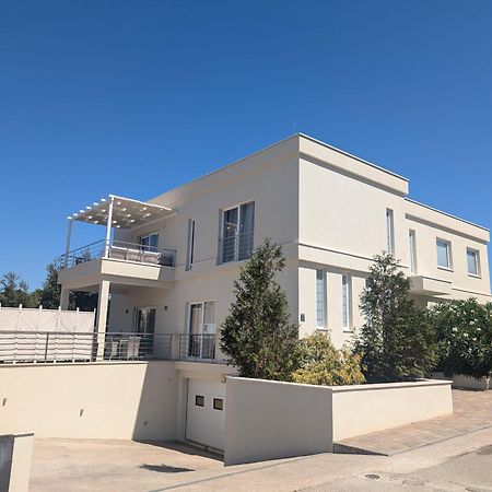 Villa Kora - Luxury Holiday Apartments 鲁巴达 外观 照片