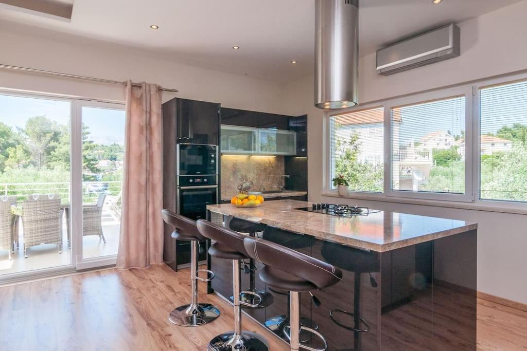 Villa Kora - Luxury Holiday Apartments 鲁巴达 外观 照片