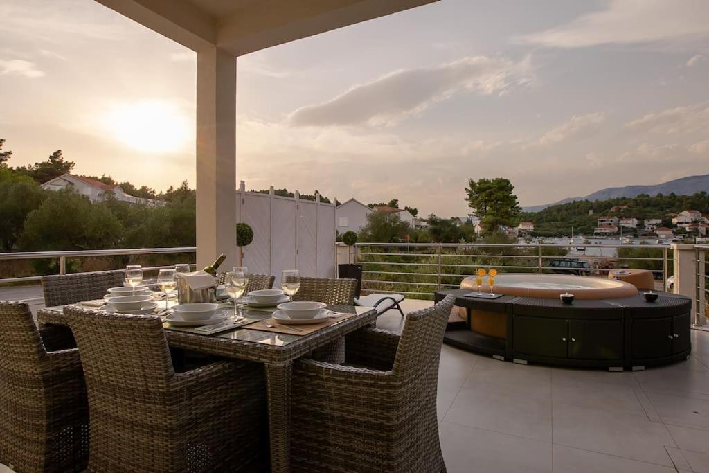 Villa Kora - Luxury Holiday Apartments 鲁巴达 外观 照片